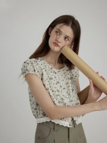 Vintage Floral and Stripe Print Short Sleeve Shirt T-shirt for Women